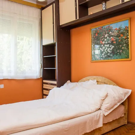 Apartmán Balaton A498-1 *